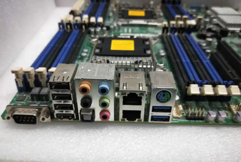 SuperMicro X9DA7 Server Motherboard