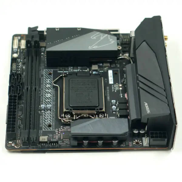 Gigabyte H470I AORUS PRO AX motherboard LGA1200 DDR4