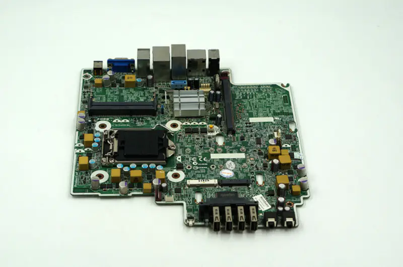 HP 8300 Elite 656939-001 711787-001/501/601 656937-002 Motherboard