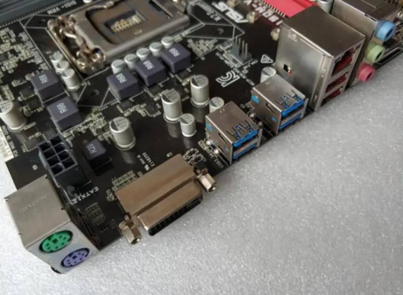 Asus B150M-V PLUS motherboard LGA 1151 DDR4