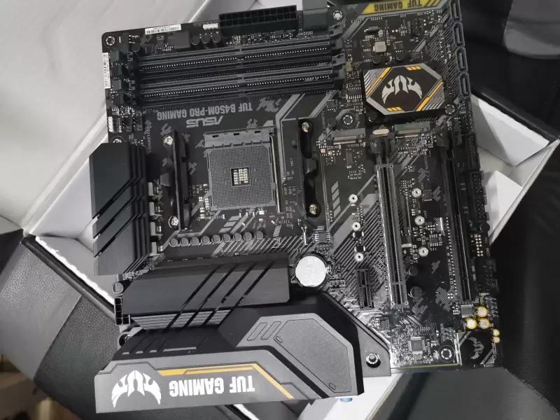 ASUS TUF B450M-PRO GAMING Motherboard