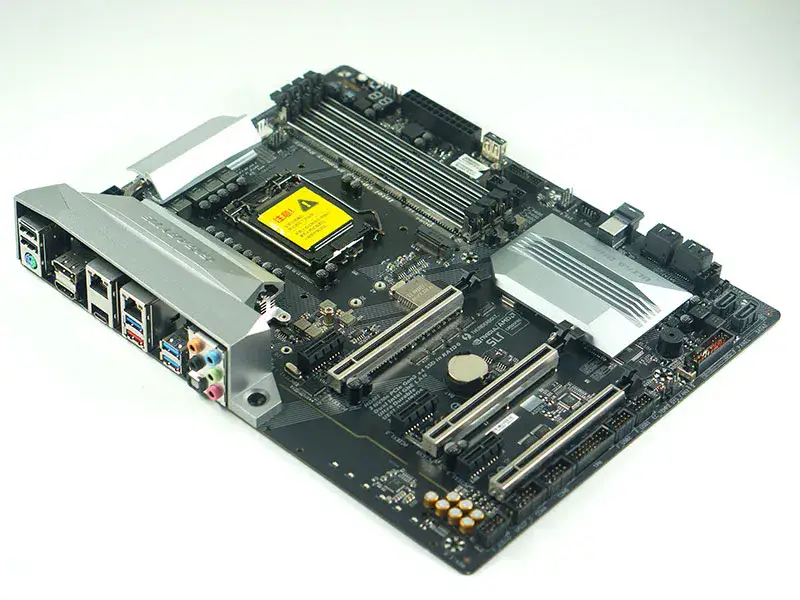 Gigabyte GA-Z270X-UD5 Motherboard