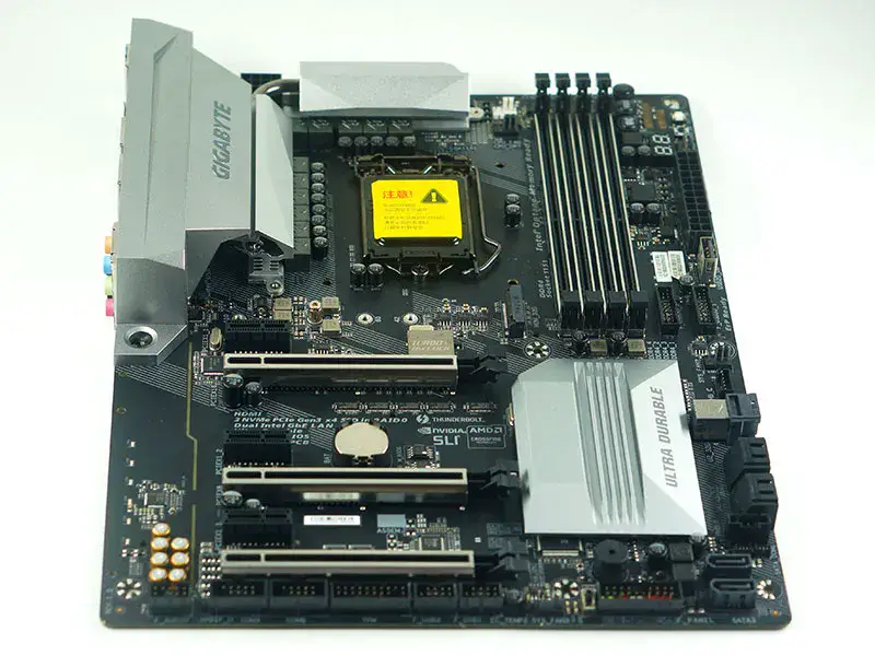 Gigabyte GA-Z270X-UD5 Motherboard