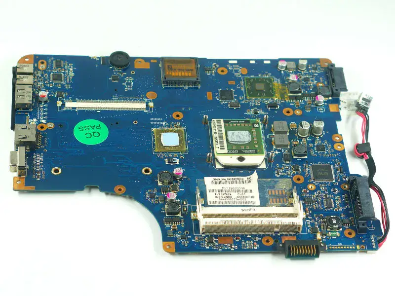 Toshiba Satellite 17'' L500D L505D NSWAE LA-5332P K000093250 Motherboard