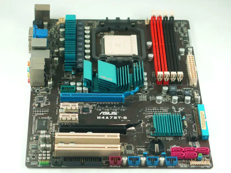 Asus M4A78T-E AM3 RAM amd790GX ATX motherboard