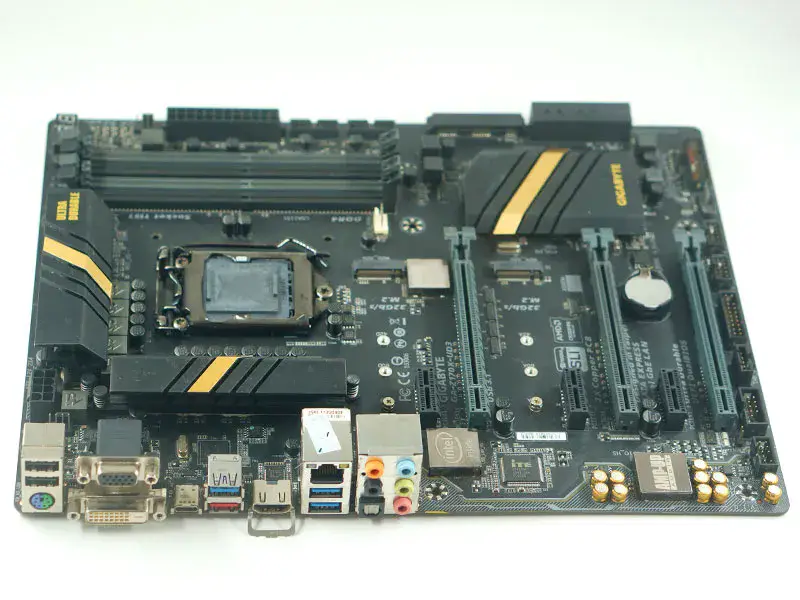 Gigabyte GA-Z170X-UD3 Motherboard
