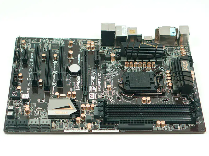 Asrock Z77 Extreme4 motherboard