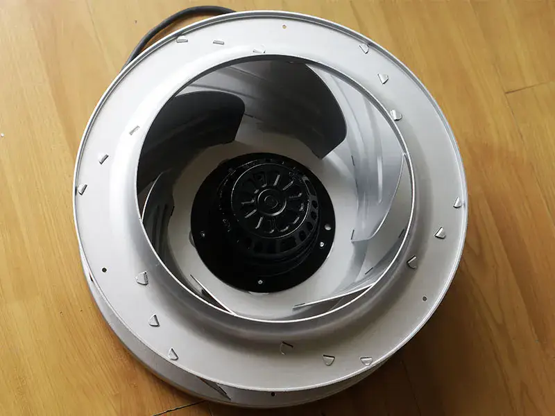 Ebmpapst R4E355-RM03-05 Fan