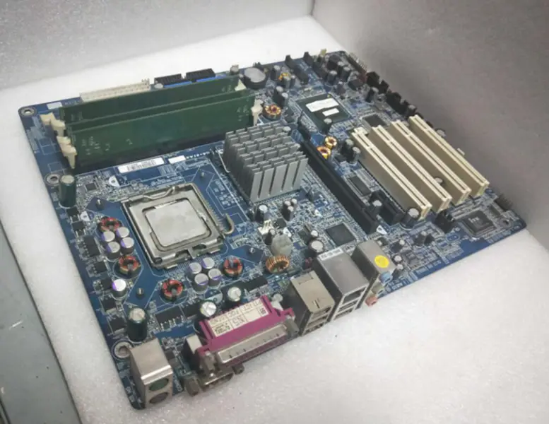 Gigabyte GA-8IAX LGA 775 Workstation Motherboard