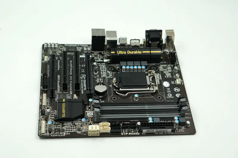 Gigabyte GA-B85M-D3H Motherboard