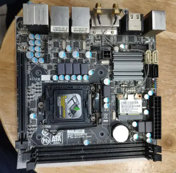 Gigabyte GA-H77N-WIFI motherboard LGA 1155 DDR3