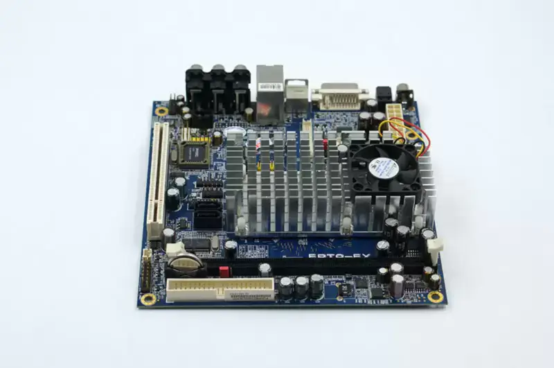 VIA EPIA-EX15000G Mini-ITX Industrial Motherboard