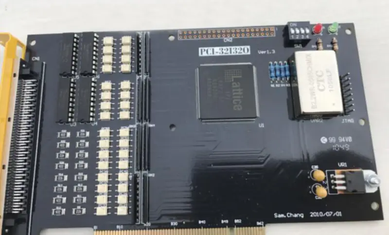 PCI-32I32O Ver 1.3 Data acquisition card