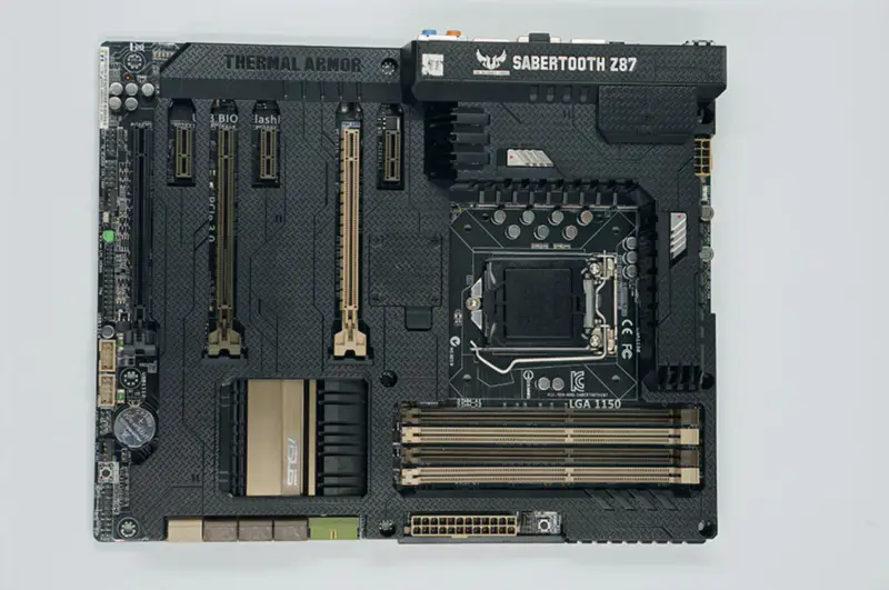 Asus SABERTOOTH Z87 Motherboard LGA1150 DDR3 64GB