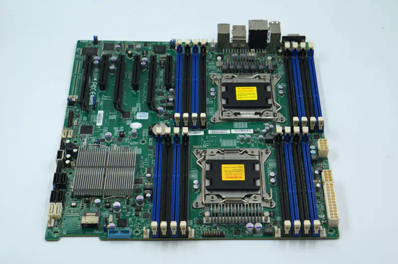 Supermicro X9DAI Motherboard