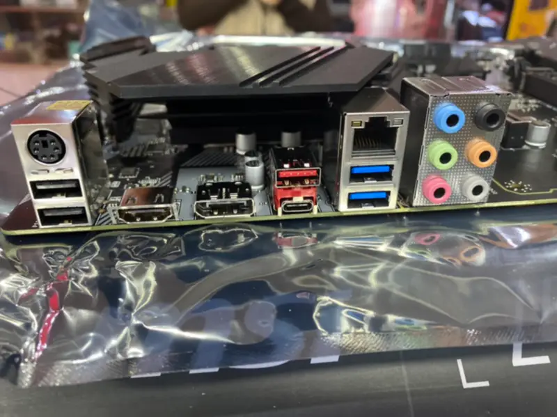 MSI Z490-A PRO Motherboard LGA 1200 Intel Z490 PCI-E 3.0 M.2 DDR4 128GB ATX