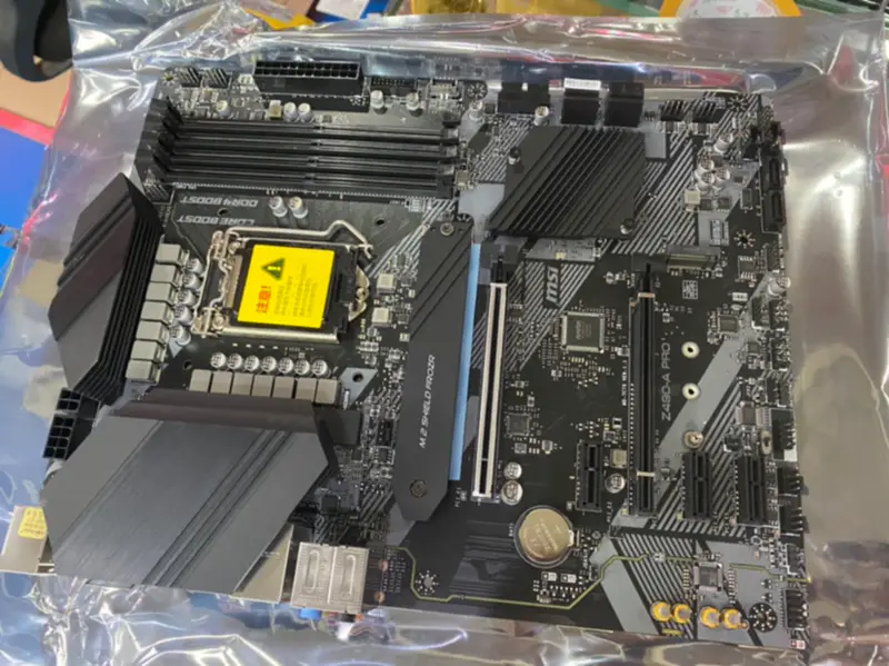 MSI Z490-A PRO Motherboard LGA 1200 Intel Z490 PCI-E 3.0 M.2 DDR4 128GB ATX